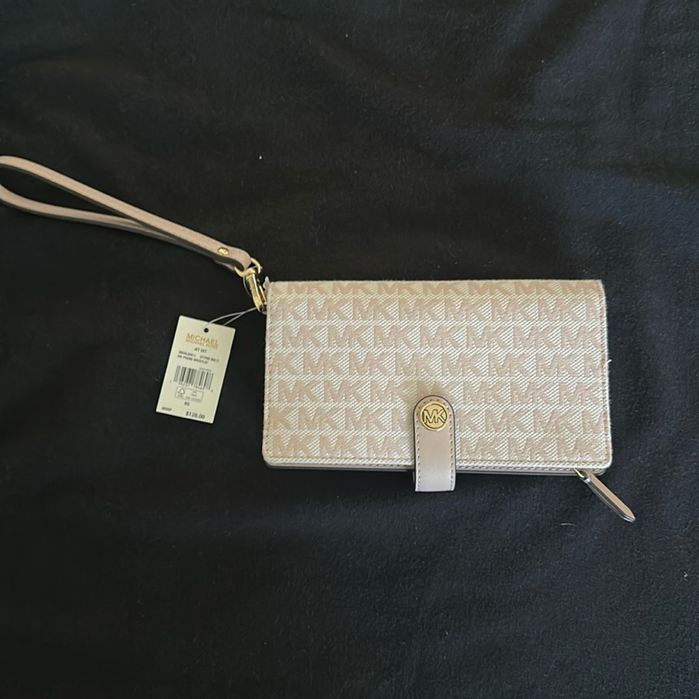 Michael Kors Wristlet
